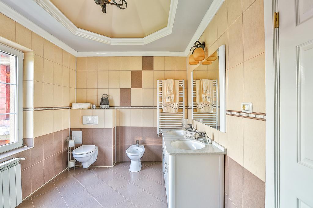 Casa Iulia Haţeg Exterior foto